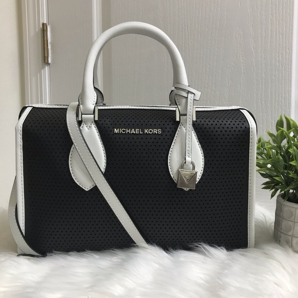 Michael Kors lacey Backpack & duffle Bag Set - Picture 2 of 8